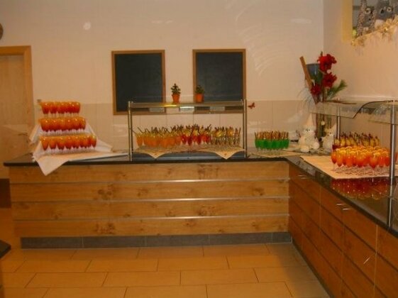 Pitzis Kinderhotel - Family Only - Photo5