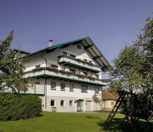 Landgasthof & Seminarhotel Kobleder - Photo3