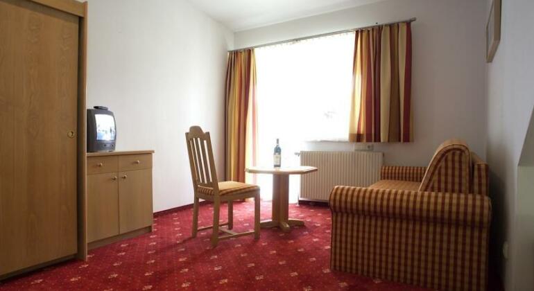 Hotel Alpenblick Attersee - Photo4