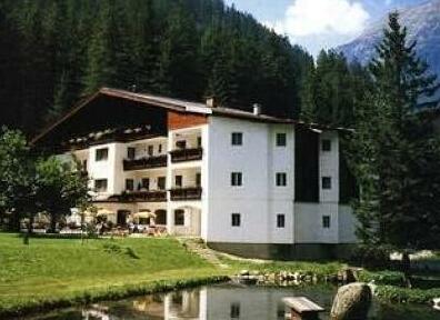 Hotel Alpenhaus Evianquelle - Photo2