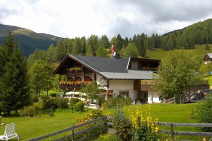 Berghof Direkt An Der Nationalparkbahn