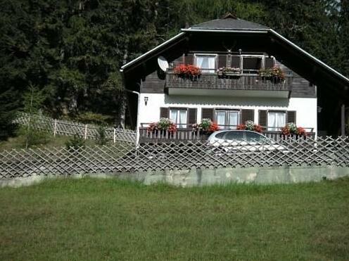 Haus am Waldrand - Photo2