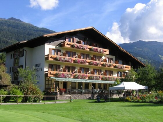 Hotel Berghof Berg im Drautal - Photo2