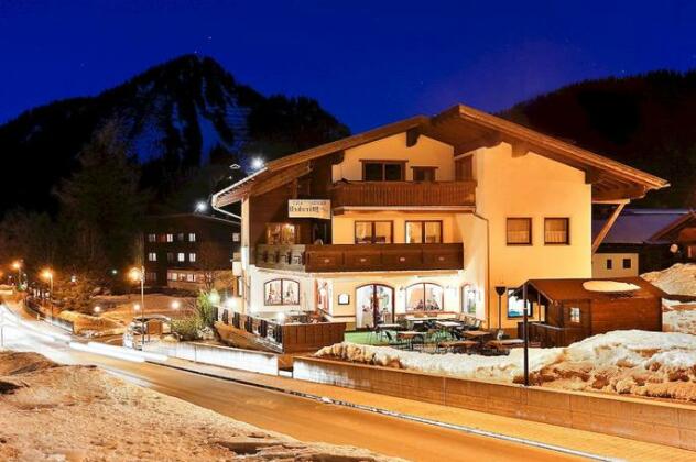 Gastehaus Zugspitzblick - Photo2