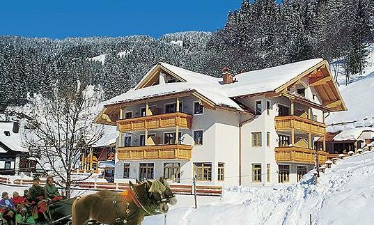ALMHOF Alpin Apartments & Spa - Photo2