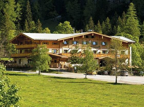 Gramai Alm alpengenuss & natur spa - Photo3