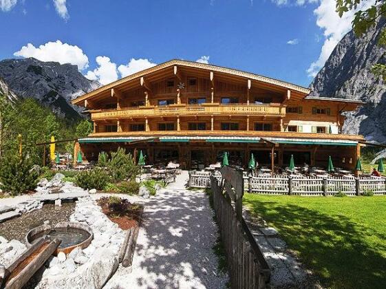 Gramai Alm alpengenuss & natur spa - Photo4