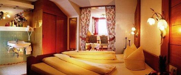 Alpenrose Wellnesshotel - Photo3