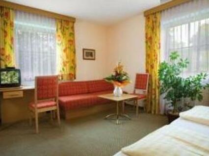 Hotel-Pension Schwaighofen - Photo4