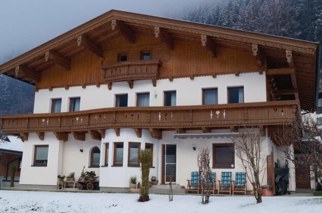 Haus-Michaela Finkenberg - Photo4