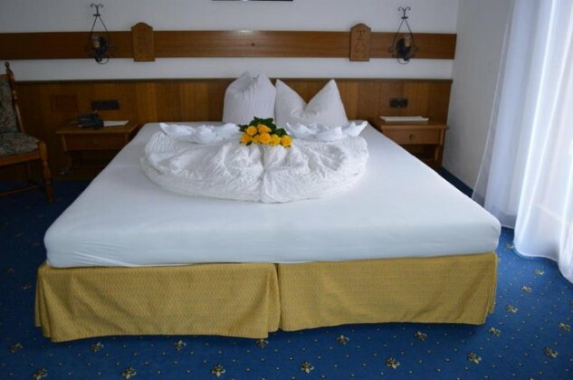Hotel Marienhof Fliess Tirol - Photo4