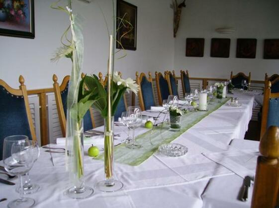 Hotel Zum Goldenen Hirschen Freistadt - Photo3