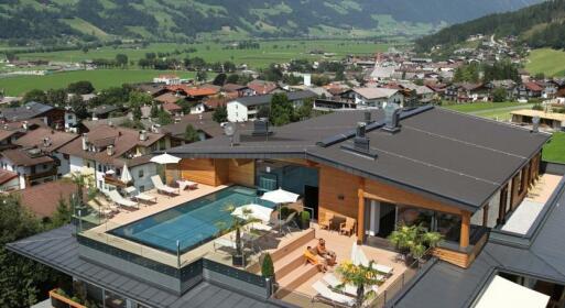 Alpina Zillertal - Family Lifestyle Kinderhotel