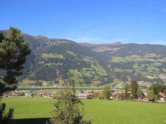 Christl Inh 29993 - Photo2