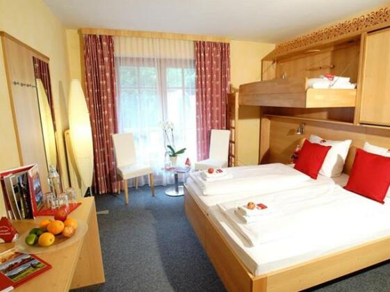 First Mountain Hotel Montafon - Photo4