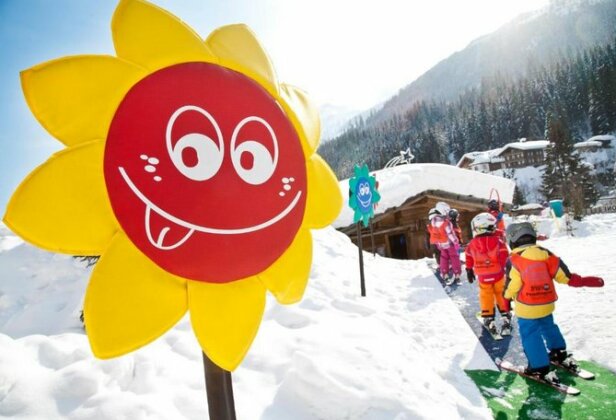 Almhof Family und Wellness Resort - Photo3