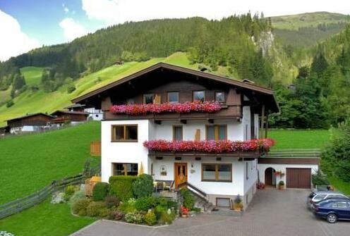 Gastehaus Elfriede Gerlos - Photo2