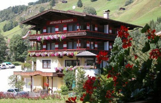 Pension Zillertal - Photo2