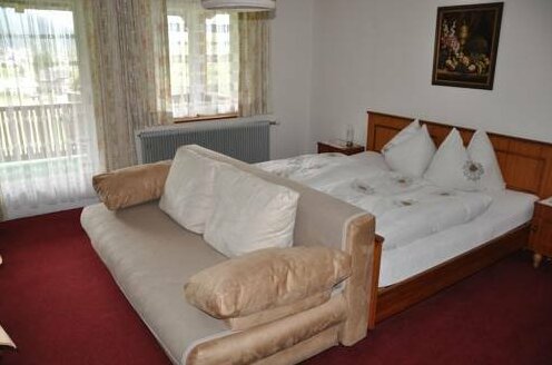 Sunseitn Apartments - Photo2