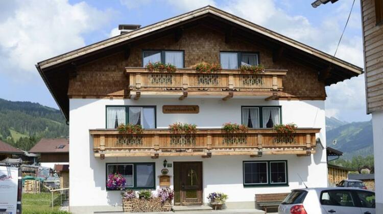 Hotel Bauernhof Ferienhaus Besler