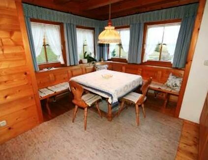 Apartment Waldegg 1 - Photo4