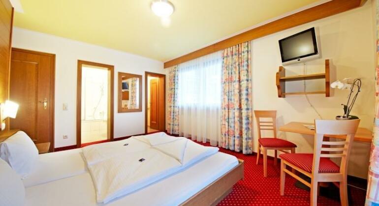Bike & Ski Hotel Conrad - Photo5