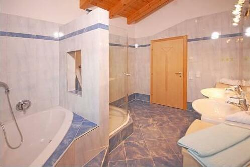 Chalet Birkenhof by HolidayFlats24 - Photo5
