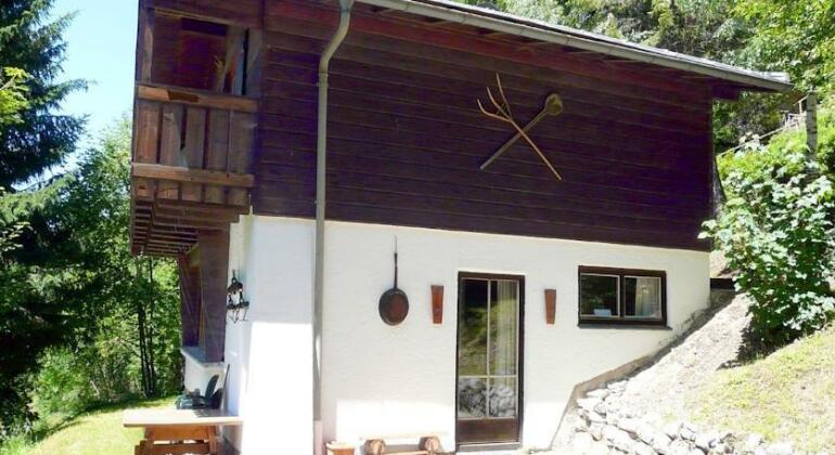 Photo 4