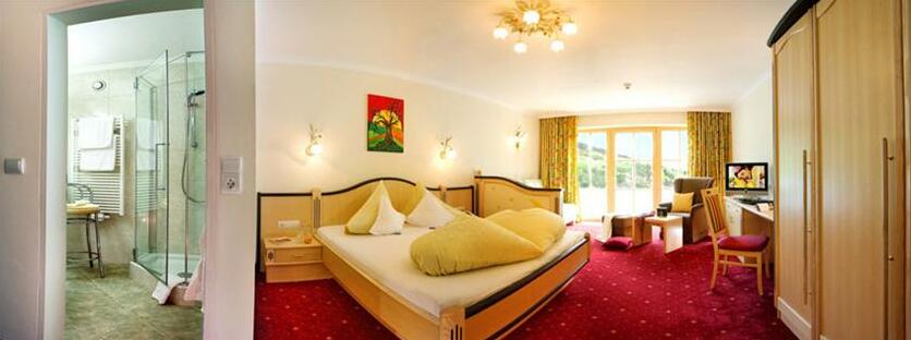 Wellness- und Familienhotel Egger - Photo4