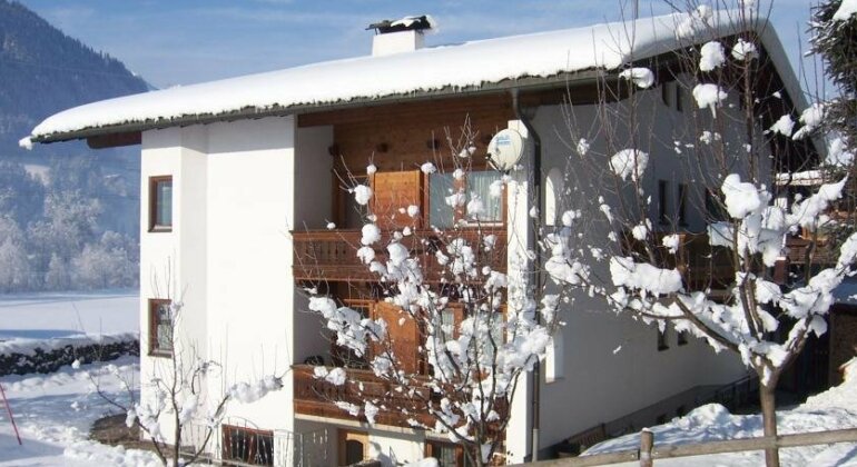 Ferienwohnung Eberharter Hippach - Photo2