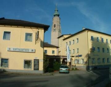 Stiftsgasthof Hochburg