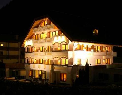 Hotel Fatlar - Photo2