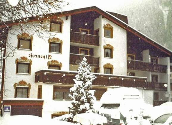 Hotel Garni Alpenrose