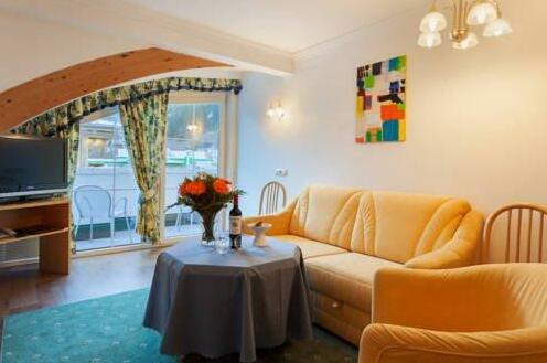 Hotel Ischgl - Photo2