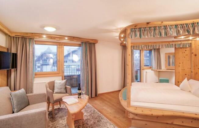Sporthotel Piz Buin - Photo2
