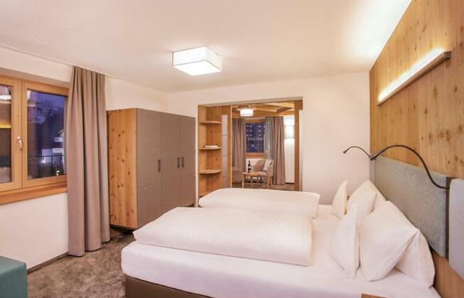 Sporthotel Piz Buin - Photo3