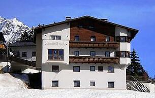 Apart Romantica - Photo3