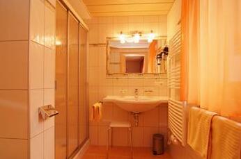 Haus Handle - Photo5