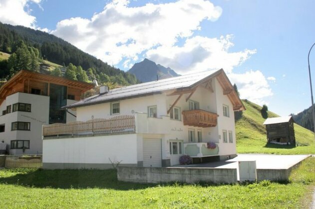 Haus Karin - Photo2