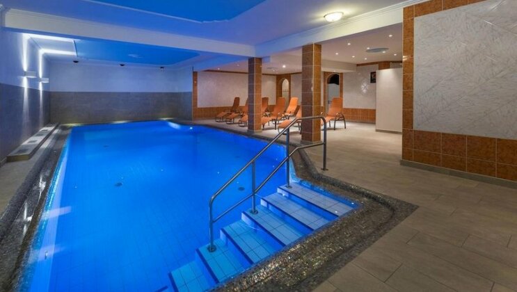 Hotel Antonius Kaprun - Photo2
