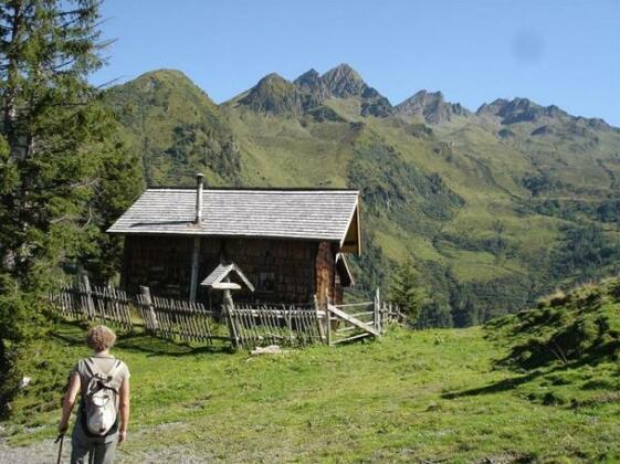 Pension Haus Tirol Kaprun - Photo2