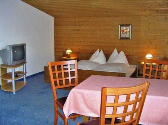 Tasma Hotel - Photo2