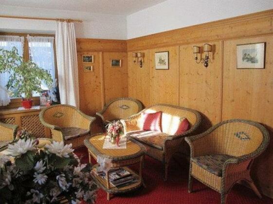 Pension Alpenrose Kitzbuhel - Photo2