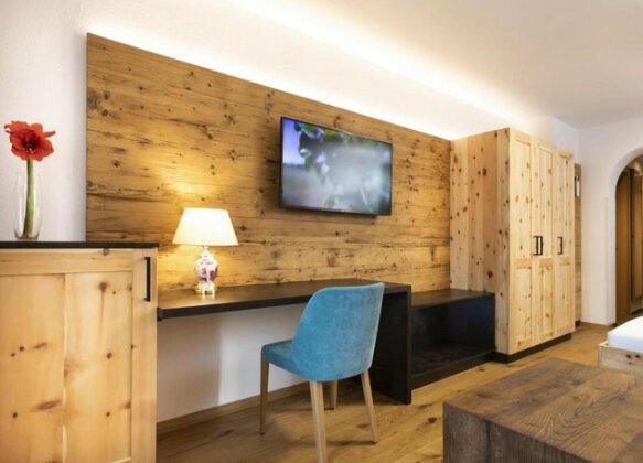 Hotel Garni Tirol Ladis - Photo5