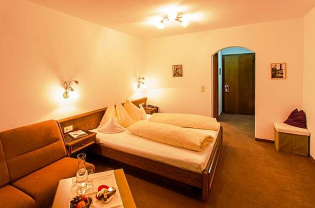 Alt-Hubertus - Photo3