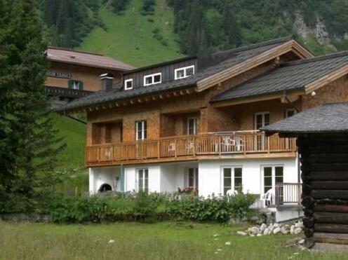 Appartements Sursilva im Haus Steiner