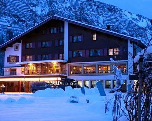 Hotel Austria Lech am Arlberg - Photo2