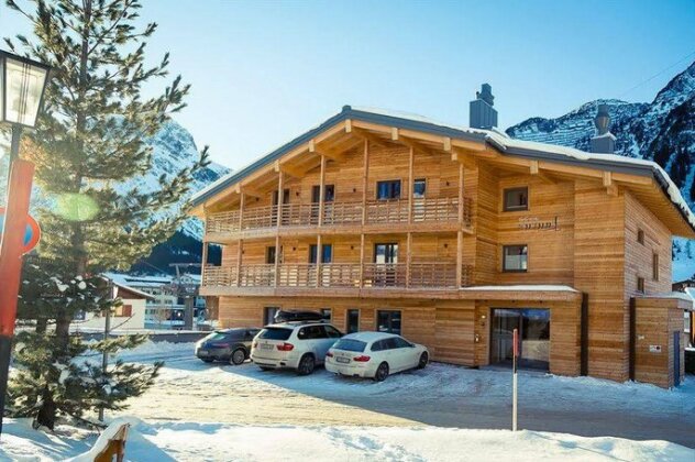 Hotel Laurus - Photo2