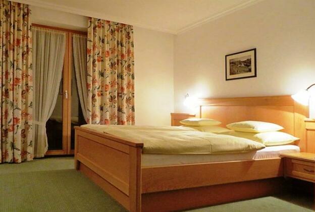 Hotel-Pension Roggal - Photo4