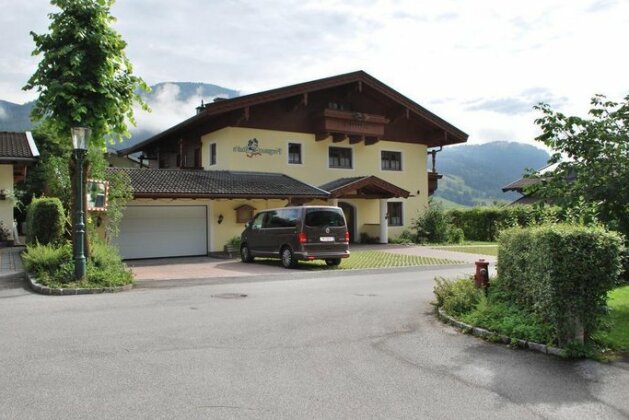 Pension Pinzgauer Stub'n Leogang - Photo3
